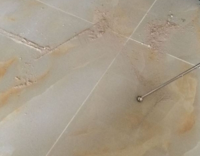 和布克赛尔瓷砖空鼓维修公司分享粘合剂选择不当在瓷砖铺贴过程中可能导致以下问题